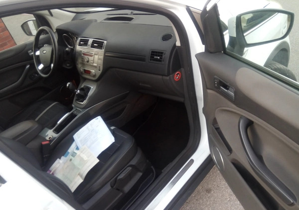Ford Kuga cena 39500 przebieg: 231651, rok produkcji 2011 z Raciąż małe 172